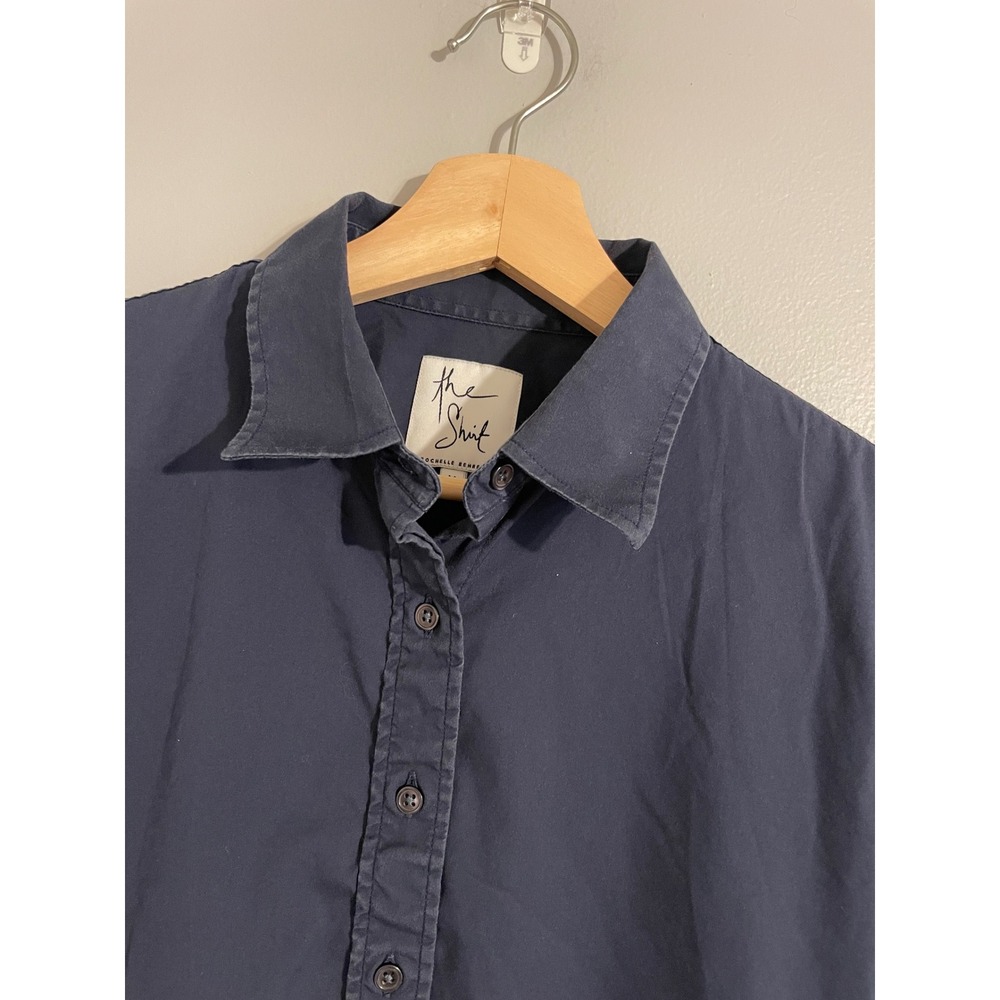 The Shirt Rochelle Behrens Button Down Womens M Navy Blue No Gape Professional